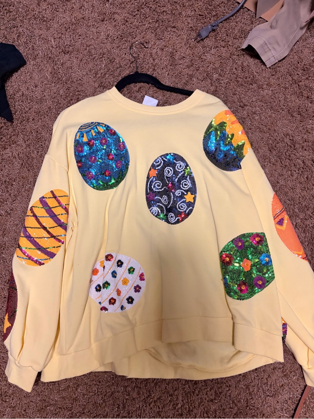 QUEEN OF SPARKLES Yellow Crewneck Sweater with Multicolor Sequin Eggs